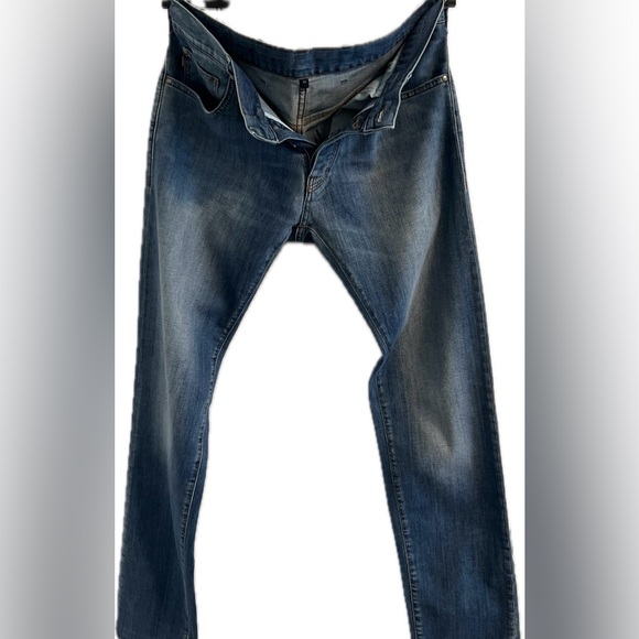 Armani slim cut, five pocket, unique style, denim jeans for men - Picture 6 of 9